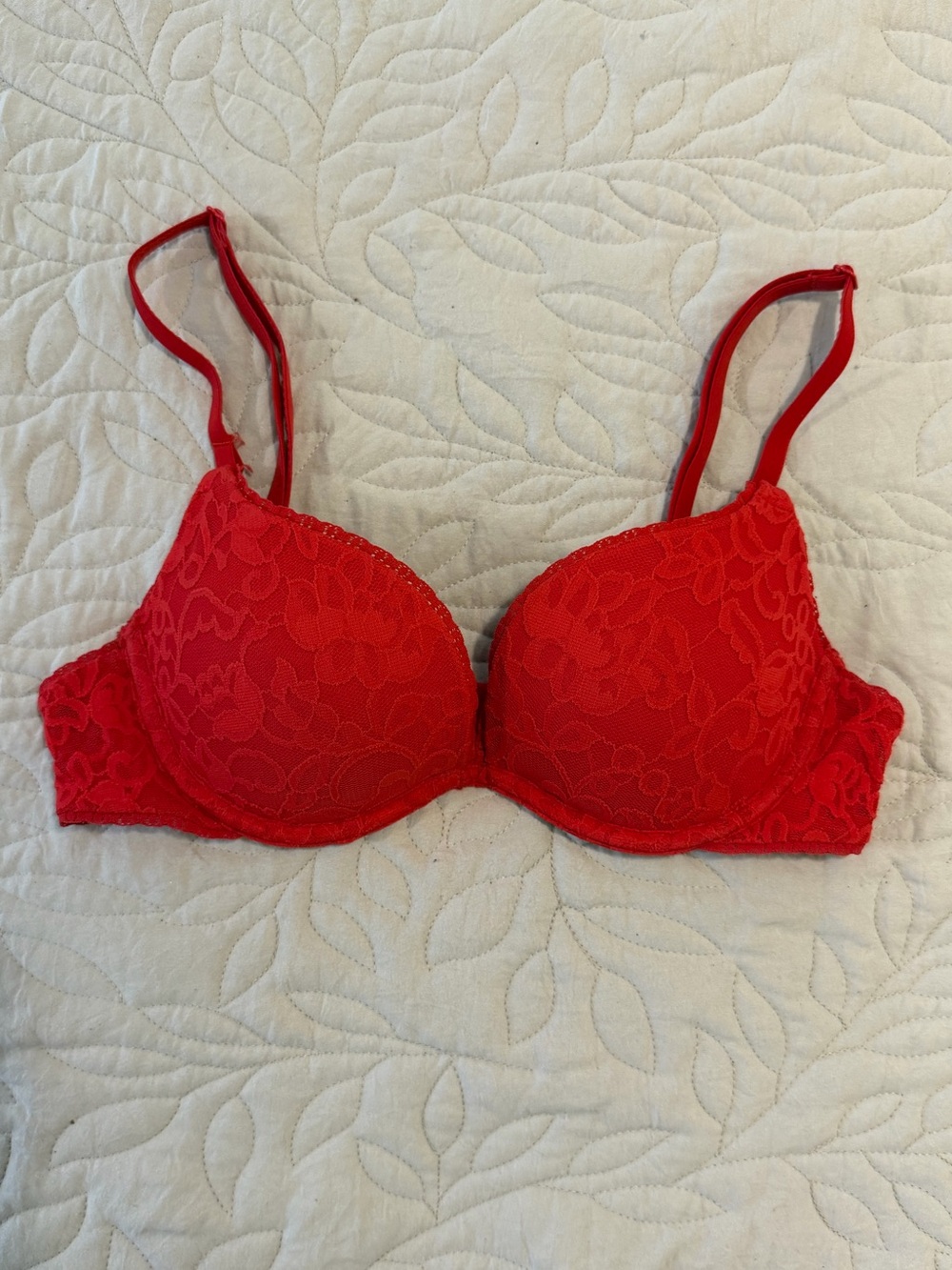 Victoria's Secret Red ‘The Lacie’ Push-Up Bra